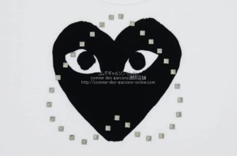 プレイ コムデギャルソン 黒ハートプリント×スタッズ 半袖Tシャツ