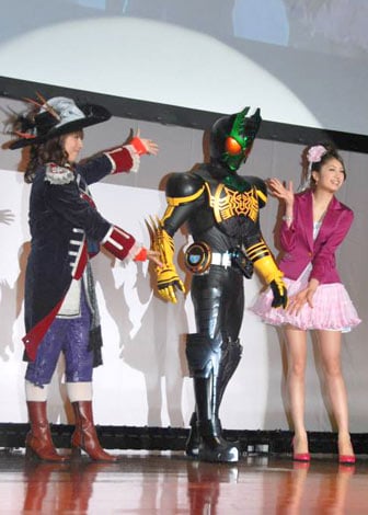 新仮面ライダー『オーズ』、史上初“ファッションショー形式”でお披露目