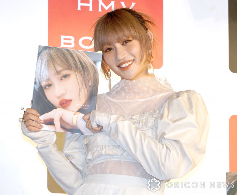 CDセット&タワレコ特典ソロチェキ( 佐々木莉佳子アイノケダモノ