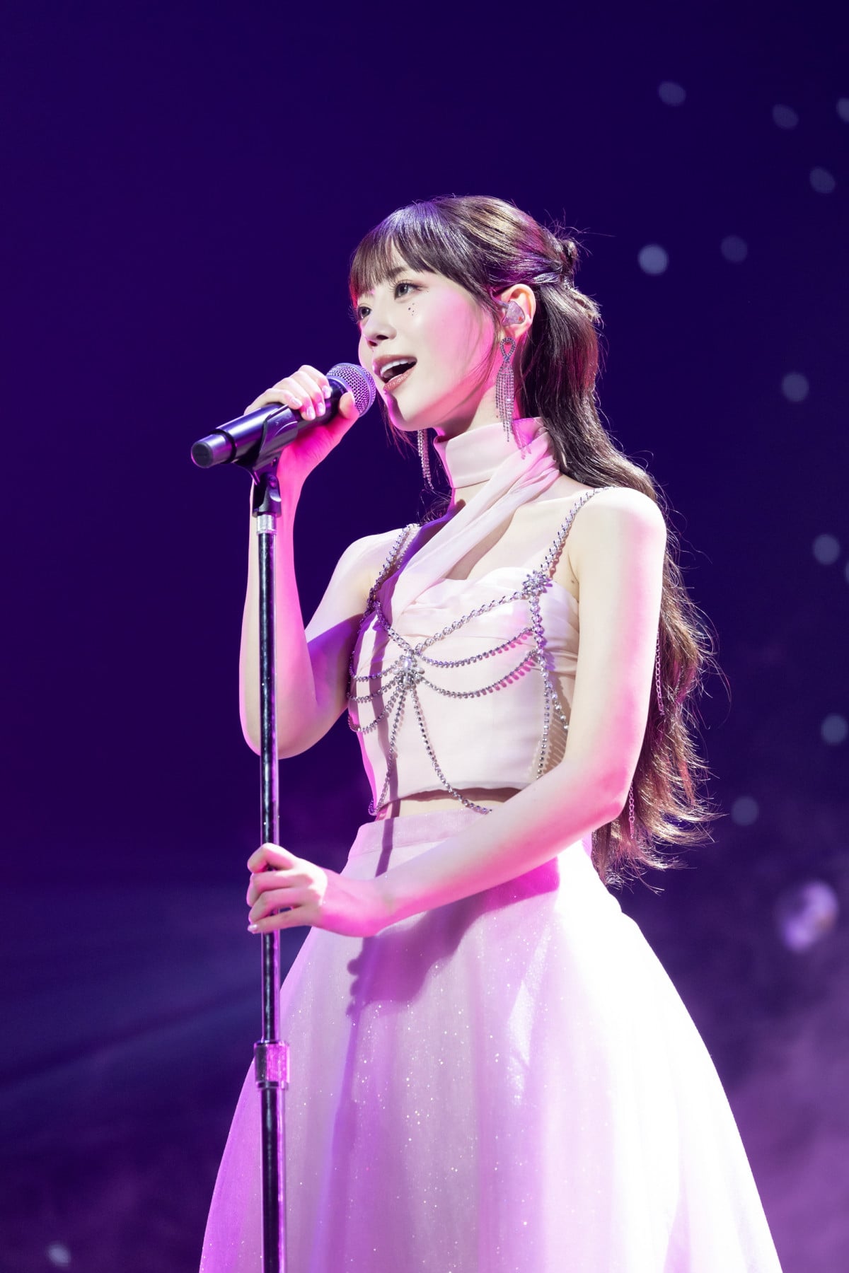 KARAを1人で守ったヨンジが10周年 サプライズケーキとコールに感激