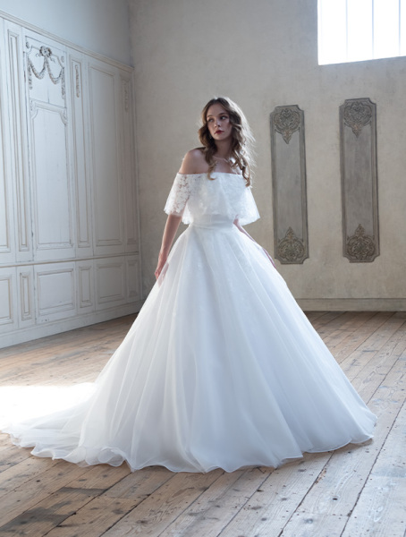 衣装｜BIANCA SPOSA MIE（ビアンカスポーザ三重）