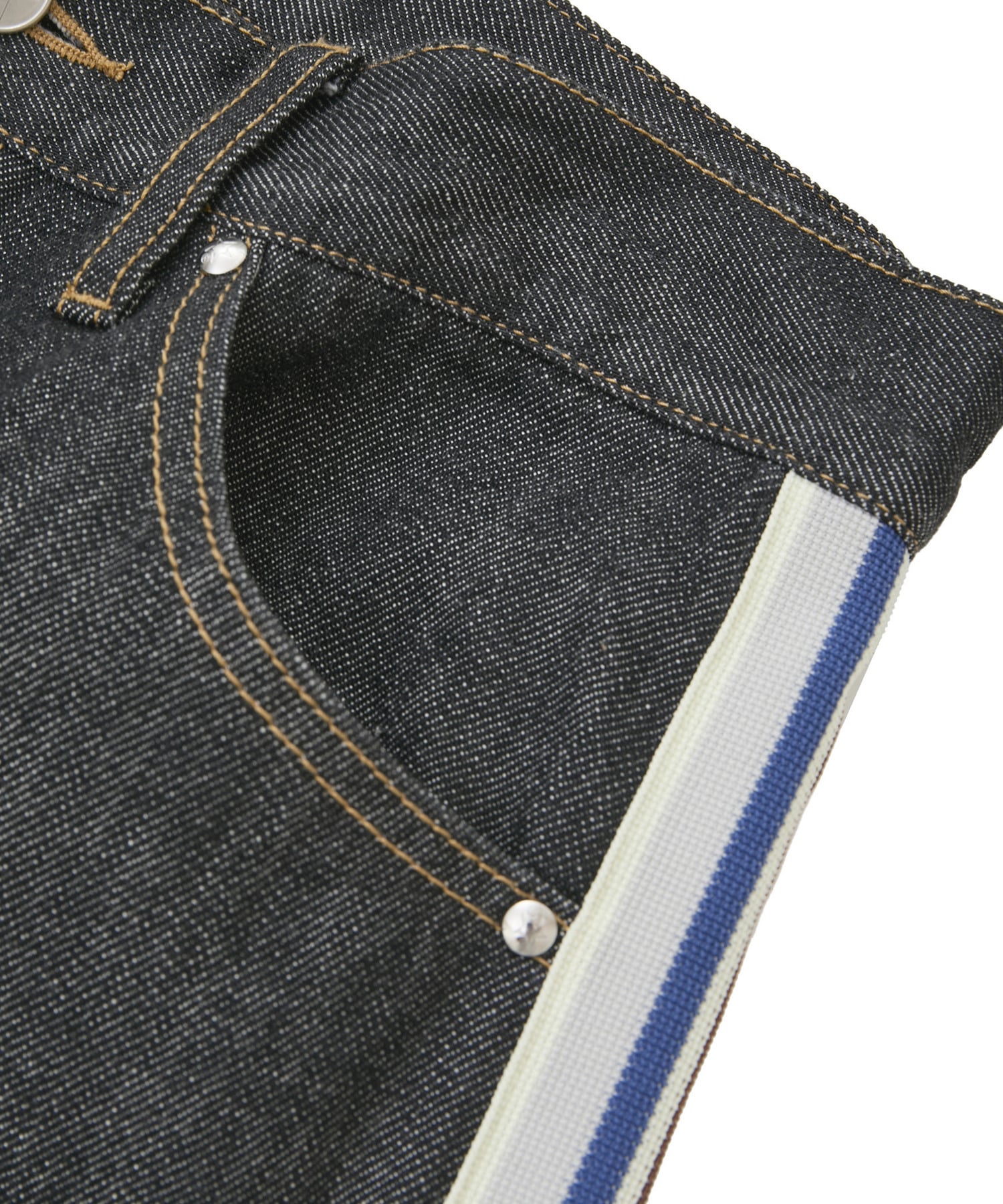 kotohayokozawa】SIDE LINE WIDE FLARE DENIM PANTS｜CONVERSE TOKYO