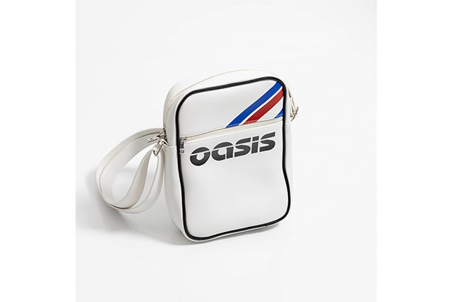 オアシス メタル キーホルダー oasis 30周年 Live Forever Oasis Live