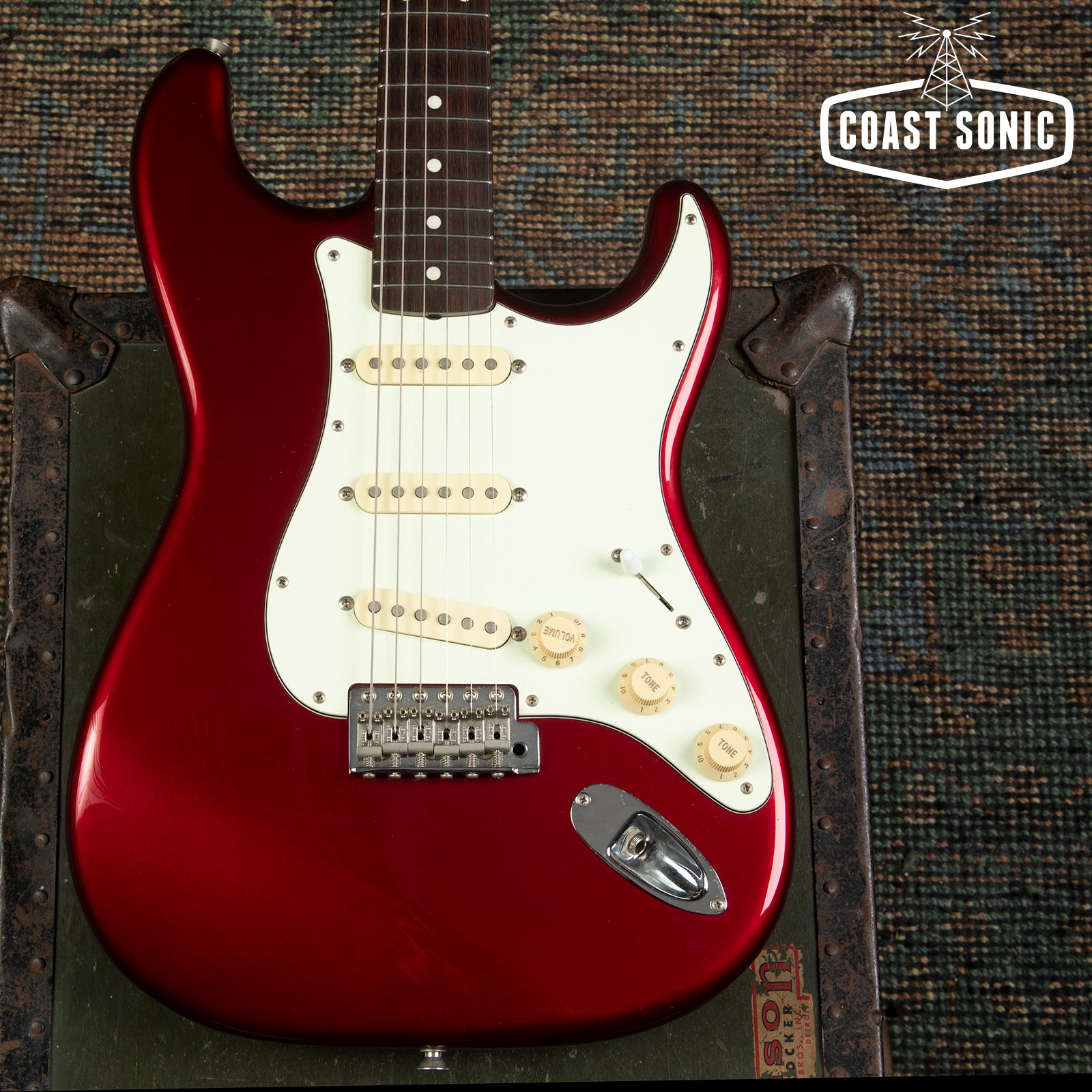 2014 Fender '62 Reissue Stratocaster ST62 Made in Japan - Candy Apple