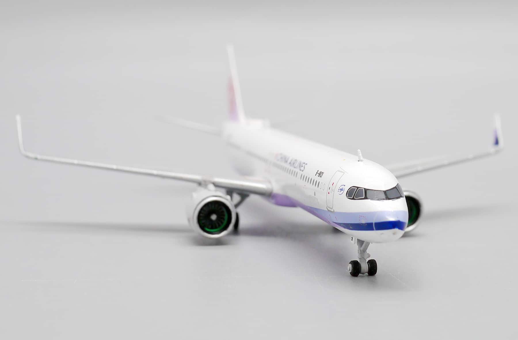 JC Wings 1:400 China Airlines Airbus A321neo B-18101 (XX40035)