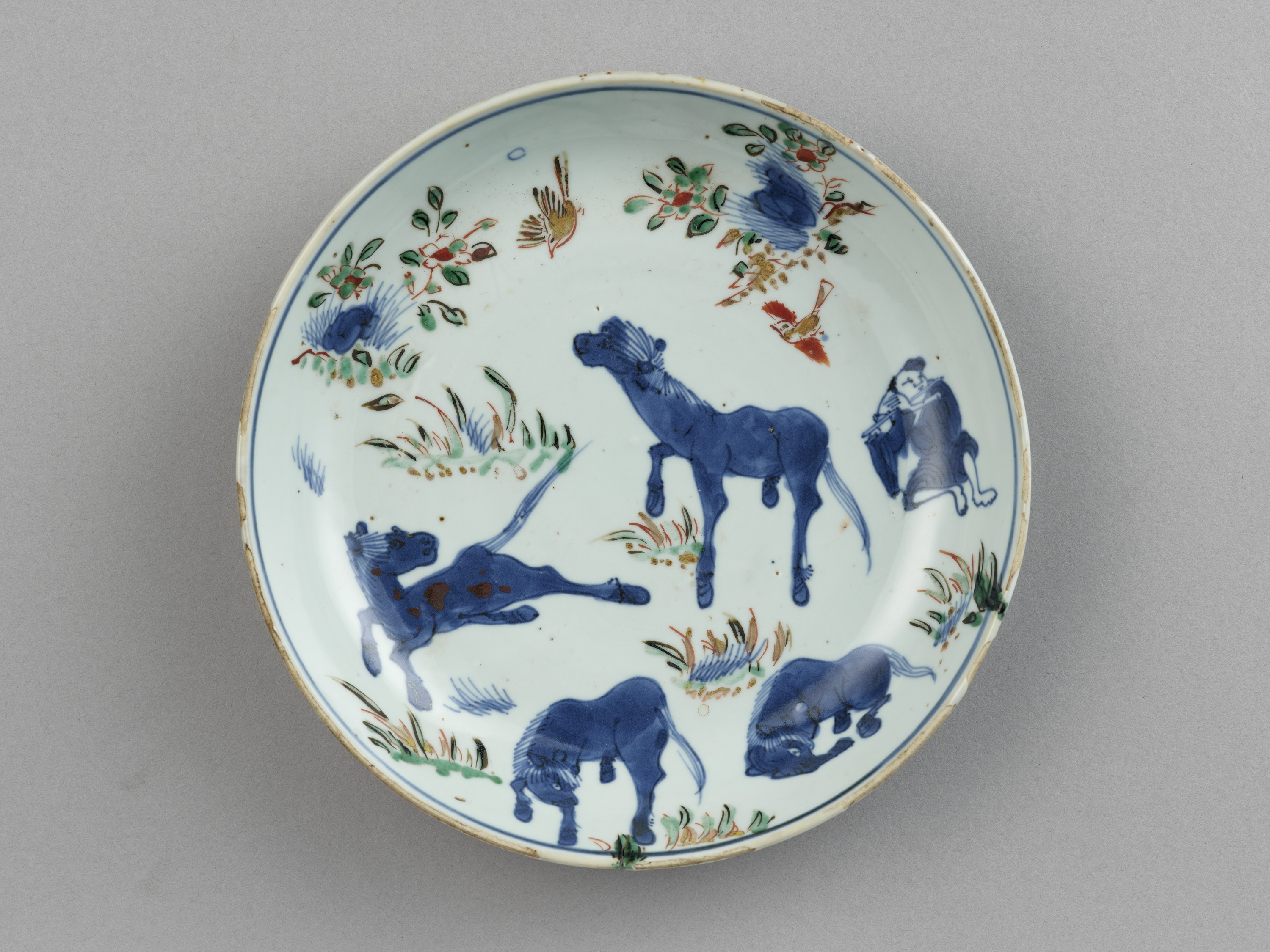 九州国立博物館 | 収蔵品データベース | 五彩人物馬文皿