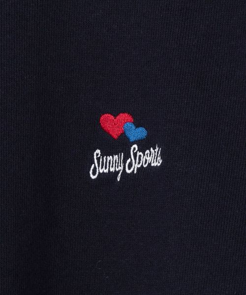 SunnySports（サニースポーツ）別注 ワンポイントハート刺繍パーカー