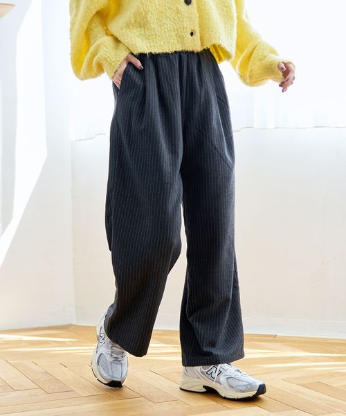 TRストライプタックワイドパンツ