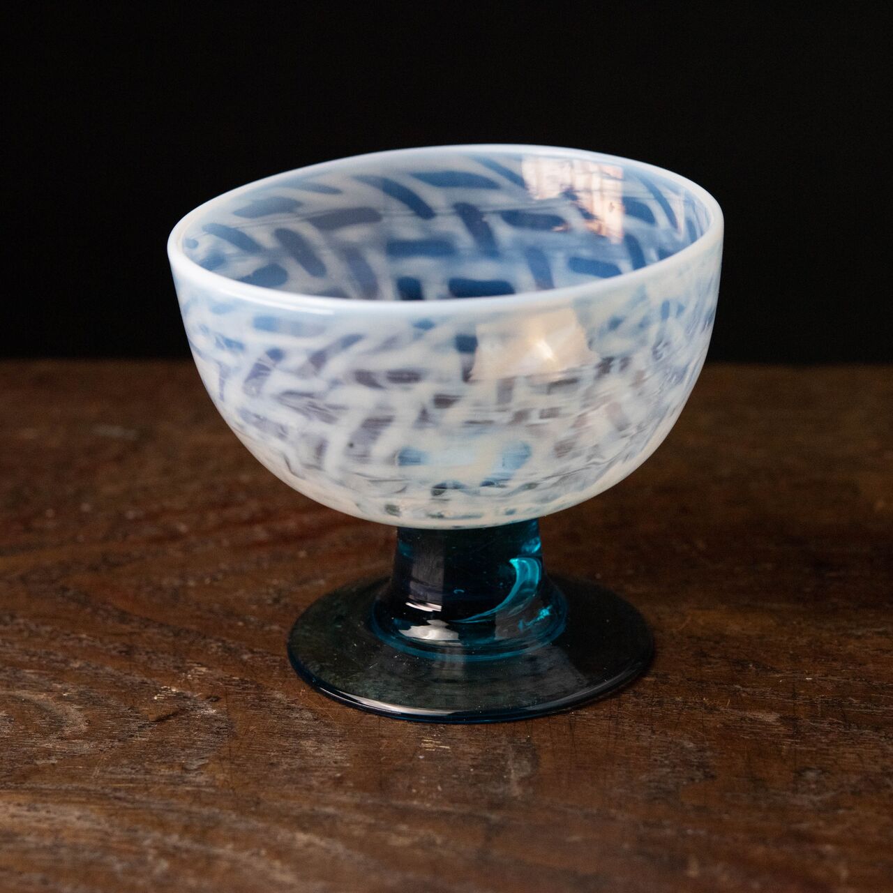 ガラス :: 籠目文 水色脚 碗型 氷コップ | COTTOU.JP 骨董の通販