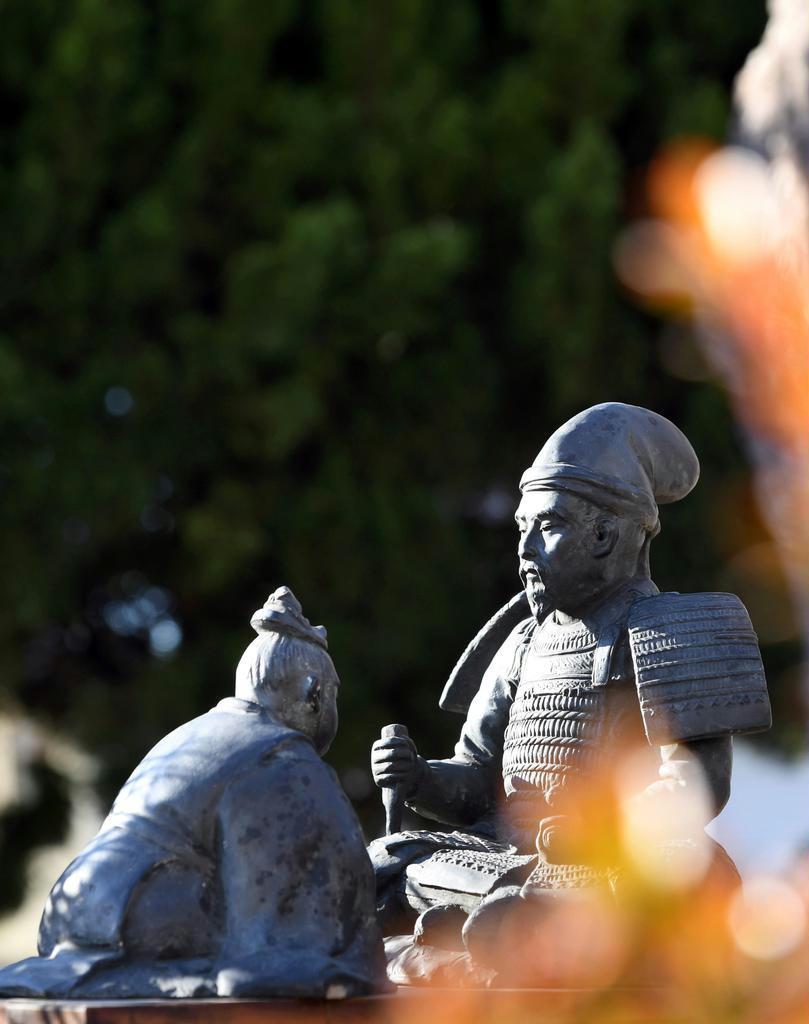 値下げ木彫小楠公御学行時像楠正成像作者読めません