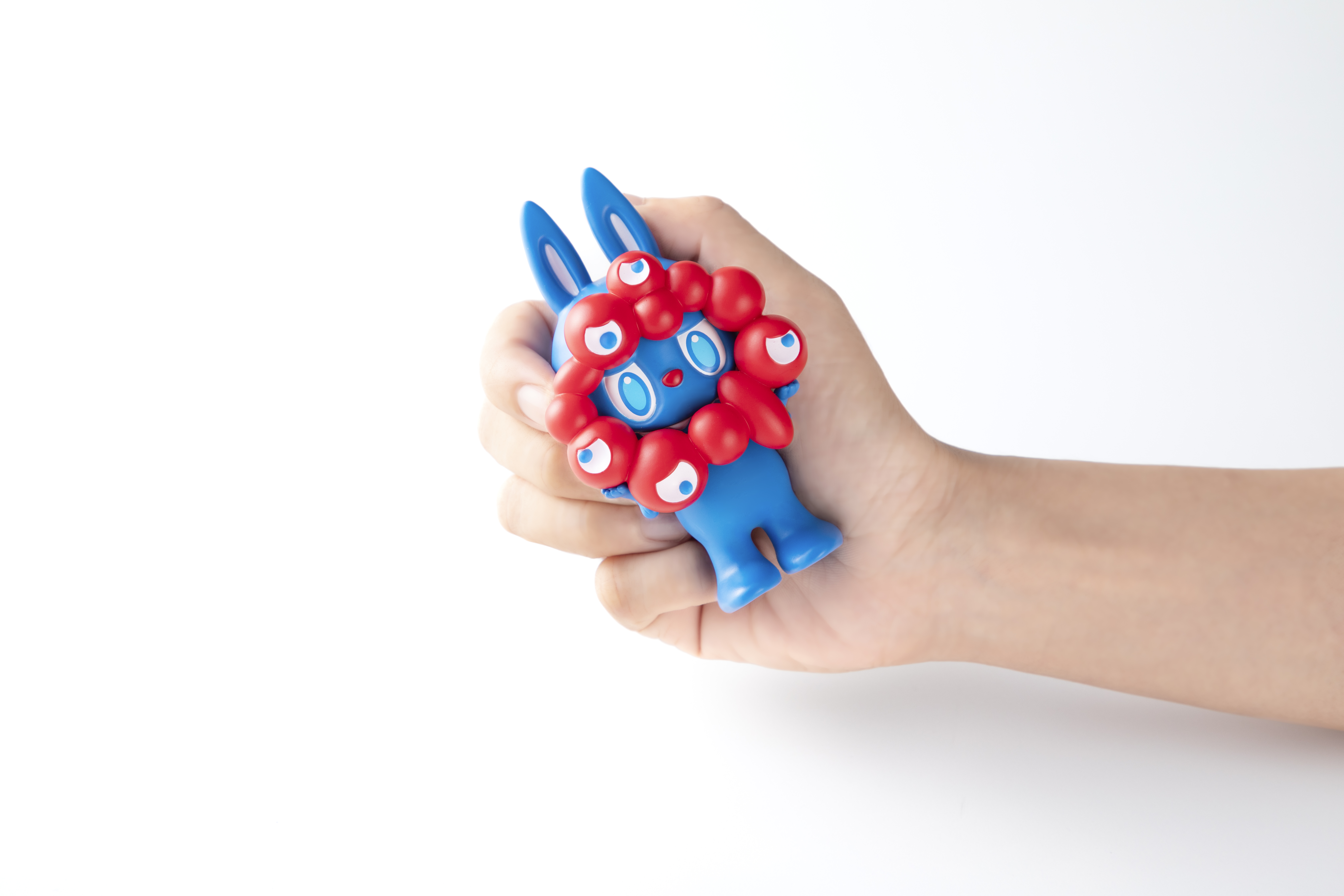 関西万博 LABUBU MYAKU-MYAKU ミャクミャク ラブブ 大阪・関西万博の