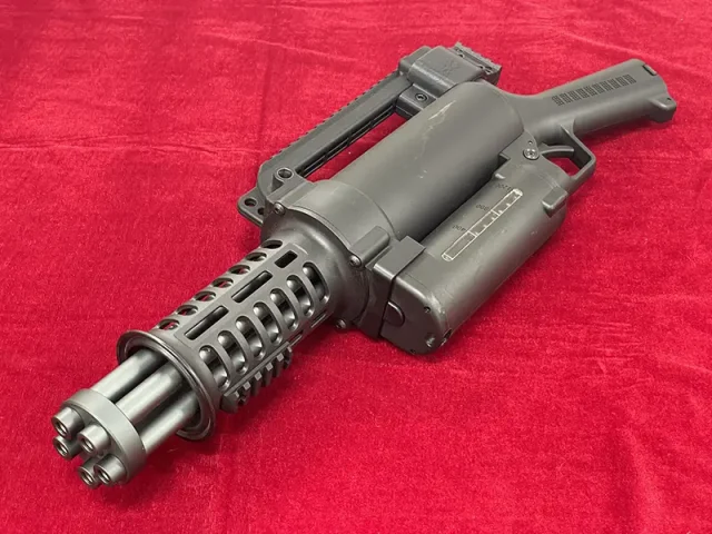 ぐ*り様 well pro マイクロミニガン M134 動作品 1部性能未確認 WELL