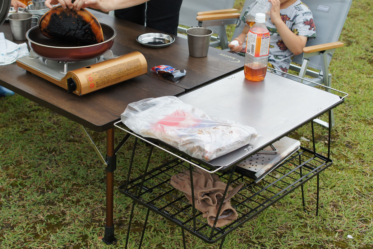 コンフォートマスターバタフライテーブルがオートキャンプで最強だと