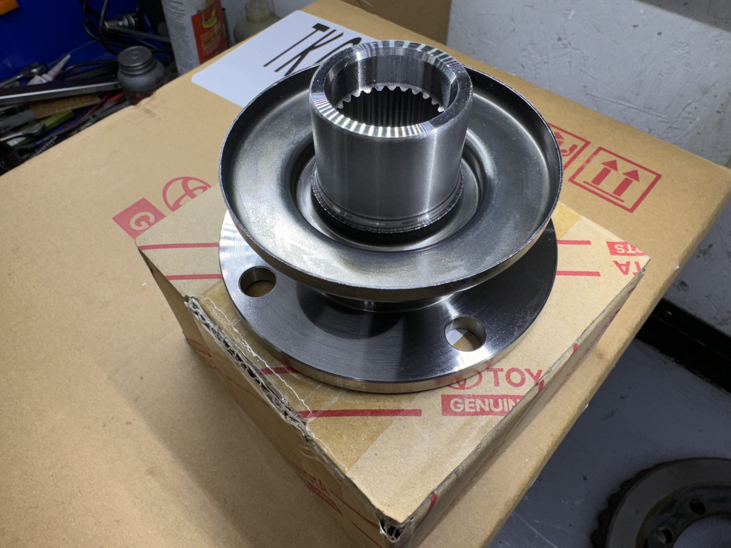 FJ80 Rear Pinion Flange 41204-60050 – Crawlorado