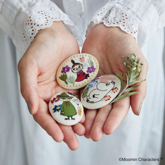 40／50年代ムーミンフローレンアンティークブローチピン黄銅