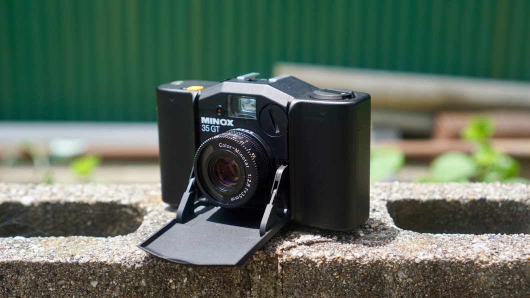 最軽量のフィルムカメラ Minox 35 GT。散歩や旅にぴったり