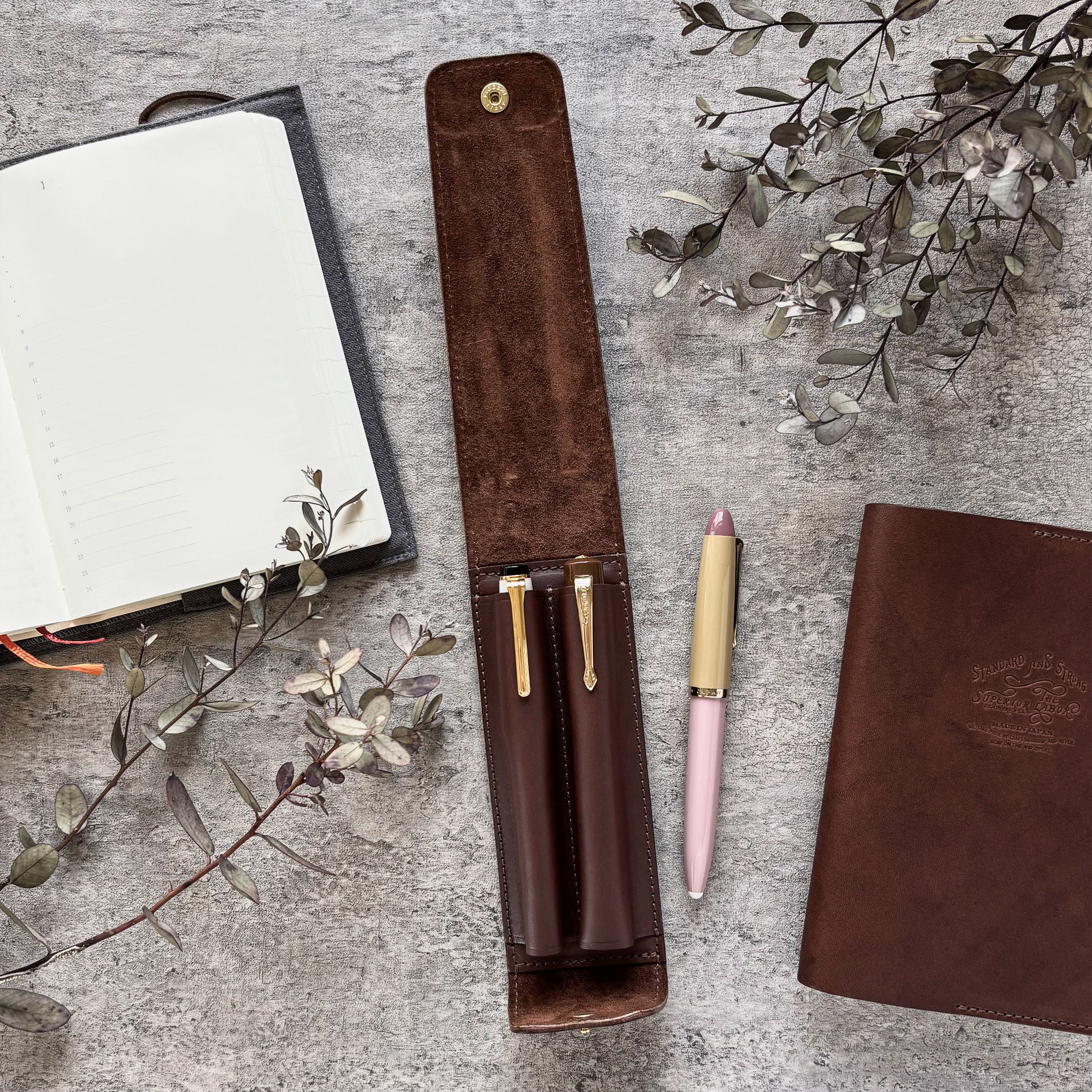 THE SUPERIOR LABOR / シュペリオールレイバー レザーペンケース