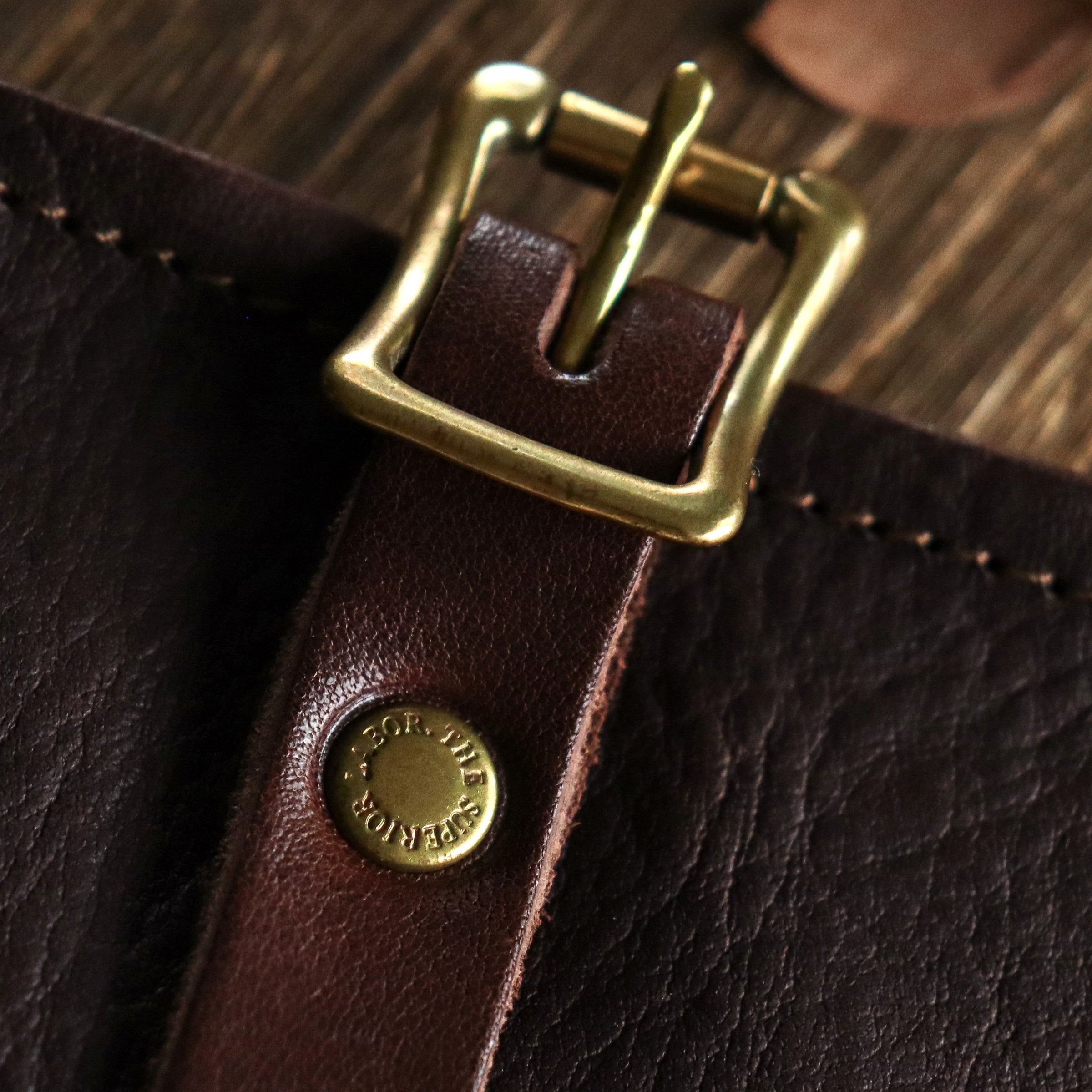 絶*ン様 TSL シュペリオールレイバー レザーロールペンケース ダーク