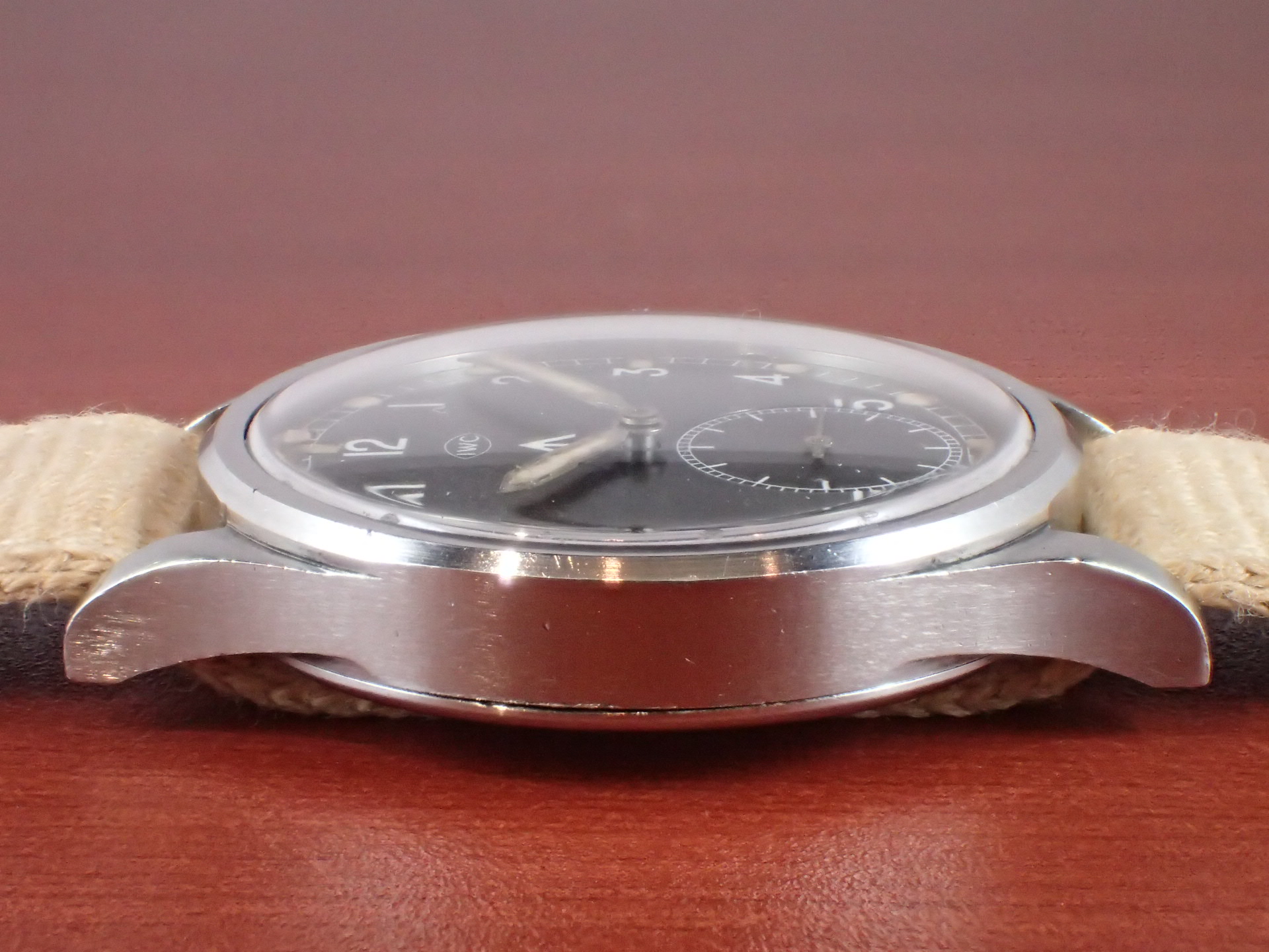 WW2☆オーストラリア陸軍帽章☆ブラス製☆実物キングスクラウン 44th