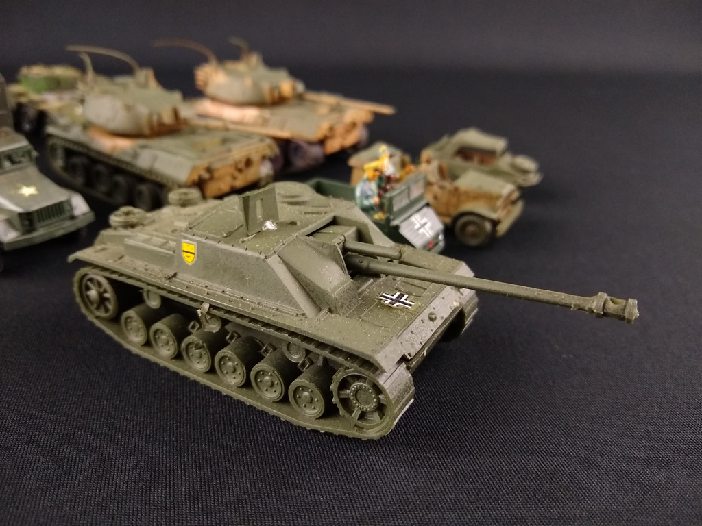 Roco Minitanks Lot — Assorted Units (x12) (v) – Cyborg One