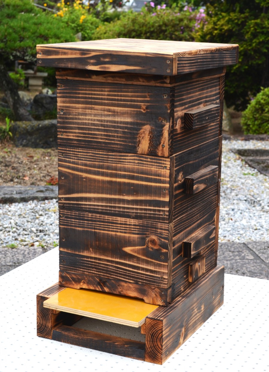 コレクション 日本蜜蜂 重箱式巣箱 楽天市場】日本蜜蜂 巣箱