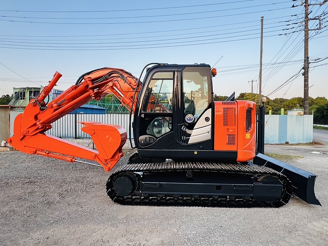 日立建機 ZX135USOS-5B | 千葉県の油圧ショベル(ユンボ) | BIGLEMON