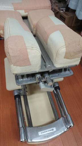 タカラベルモント製 トムソンベッド