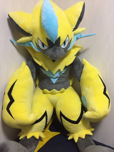 ゼラオラ 等身大ぬいぐるみ ゼラオラ 等身大 ぬいぐるみ