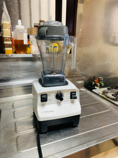 vitamix vm0111ホワイト ミキサー バイタミックスtnc5200 VITAMIX
