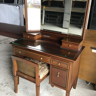 maruni マルニ「地中海ロイヤルシリーズ」40万 3面ドレッサー スツール