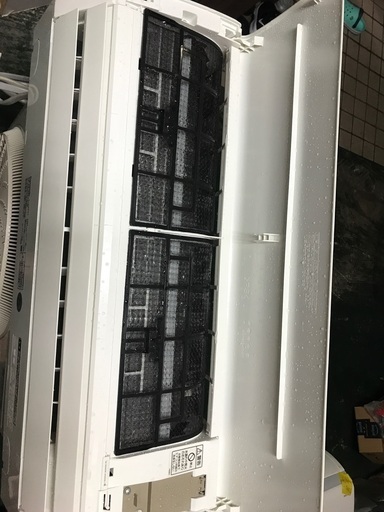 2017 Panasonic 10-12畳。無料のエアコン設置