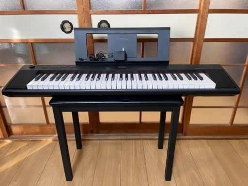 美品【22年製】ヤマハ 電子キーボード NP-12Bです。 Yamaha NP-12B