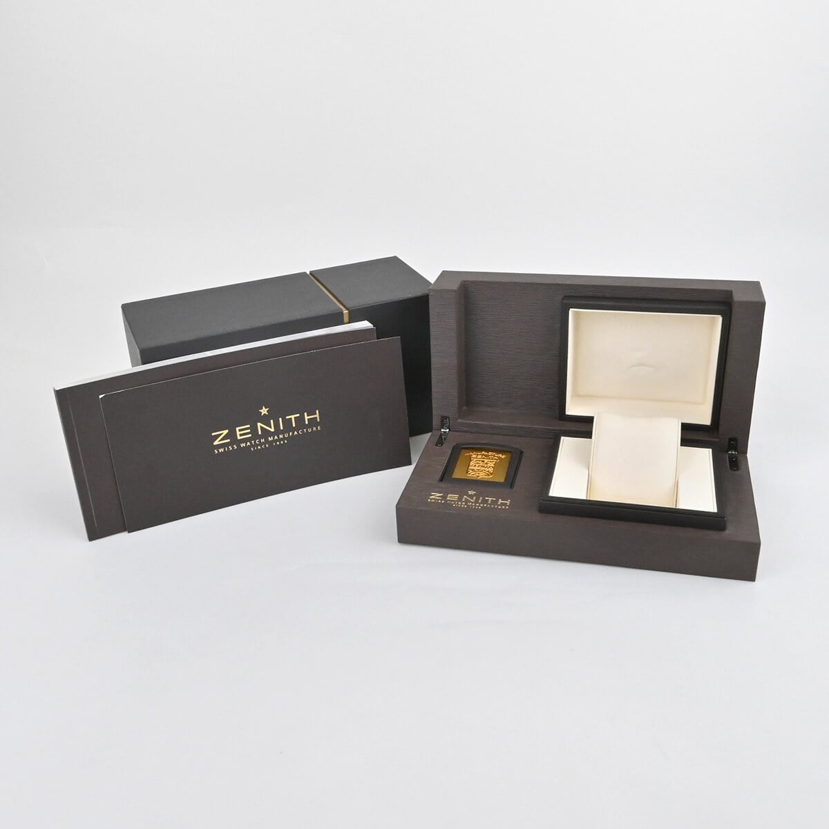 03.0516.685/01.M516 デファイクラシックパワーリザーブ 中古