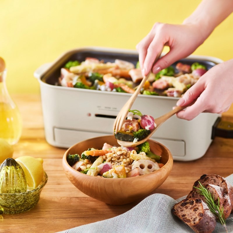 ≪BRUNO≫Crassy＋ オーバルホットプレート（グレージュ）BOE053-GRG