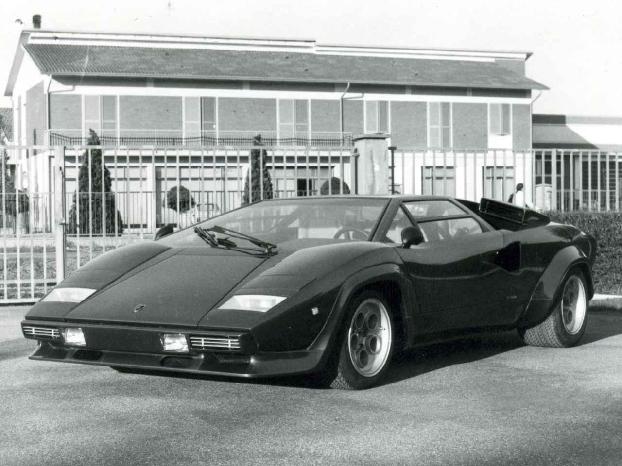 伝説のランボルギーニ⑤】カウンタックにはスペックを超えた圧倒的な