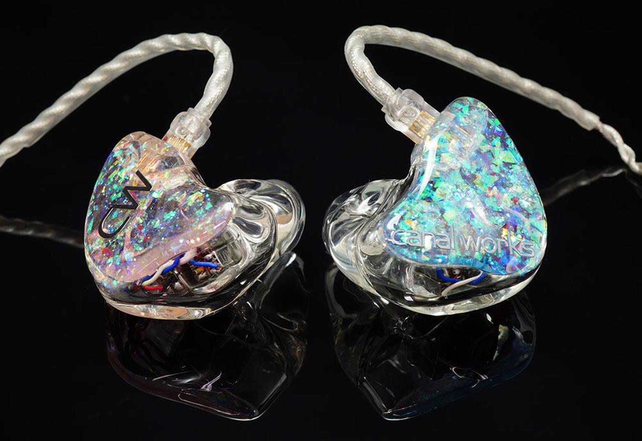 カナルワークス、2ウェイ6ドライバーを搭載したカスタムIEM