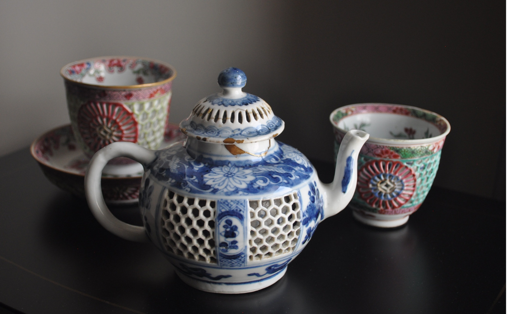 康熙青花镂空执壶- 海外收藏2