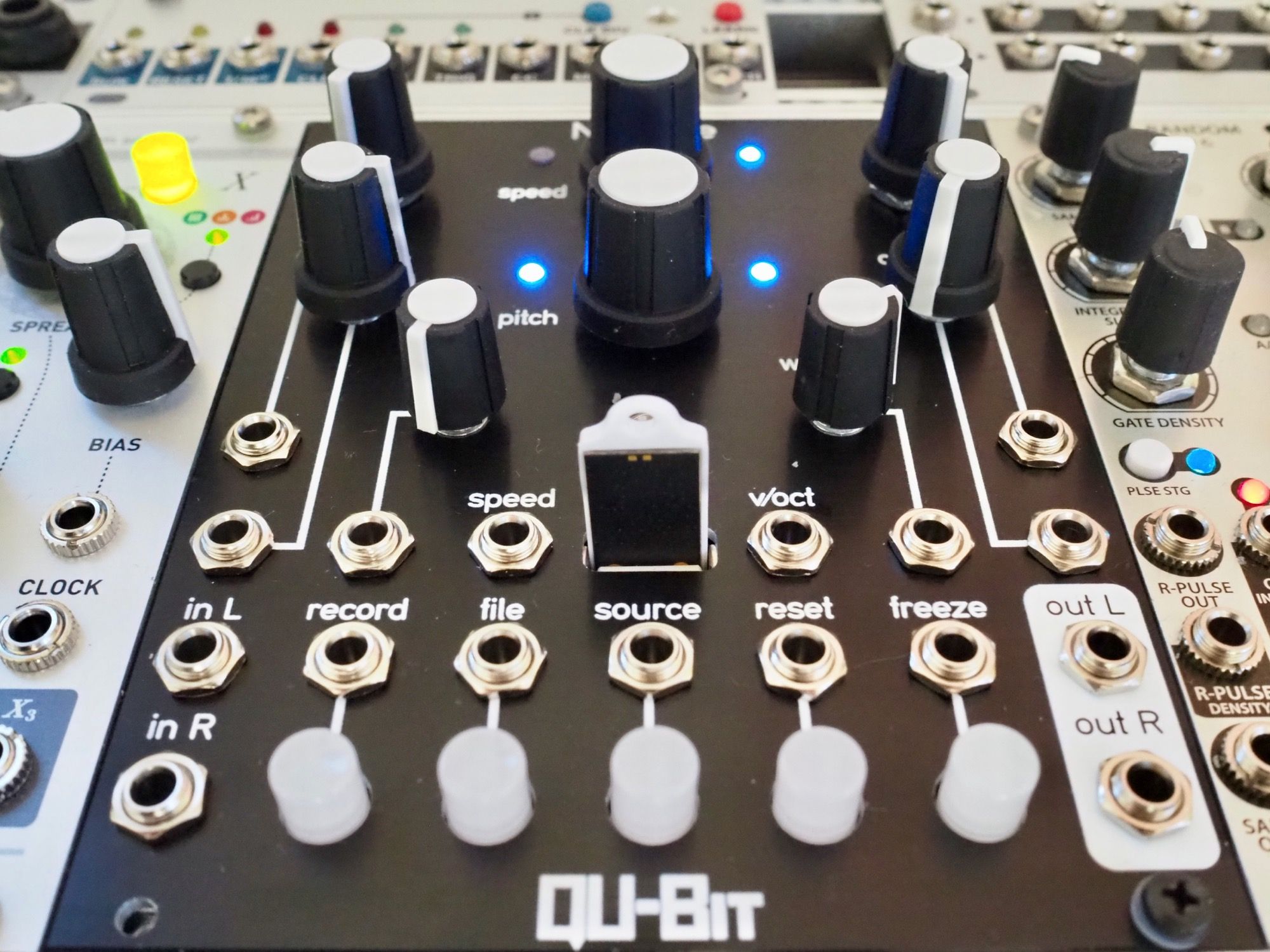 Qu-Bit Nebulae V2 Review