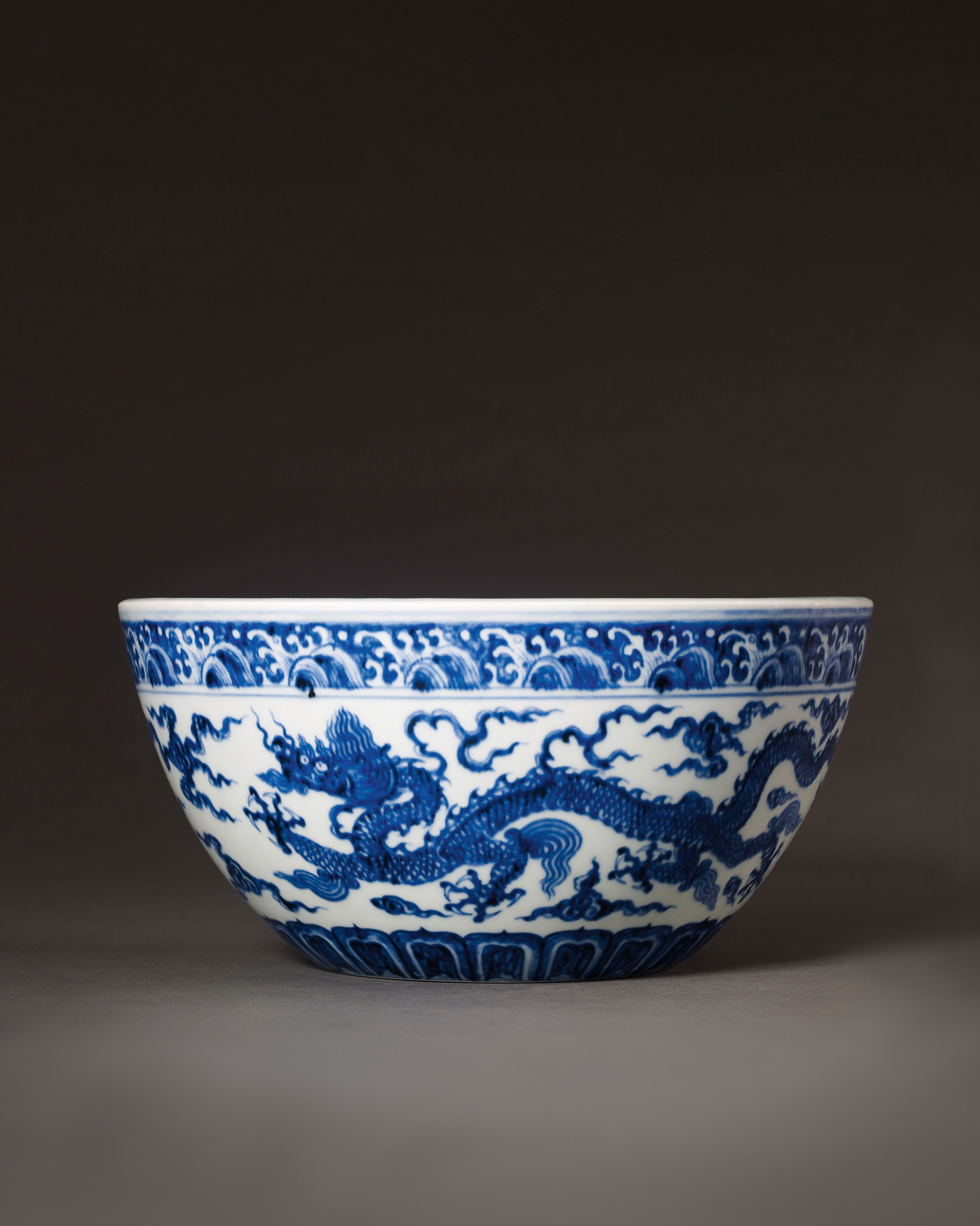 明宣德青花雲龍紋缽式碗｜2023迎春- 帝圖拍賣- 領銜全台書畫文物類第一