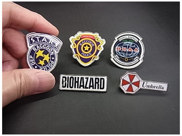 バイオハザード メタルピンズ 1Box 8pcs | HLJ.co.jp
