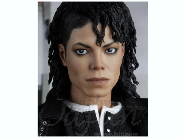 ヒロさん専用！ マイケル・ジャクソン BAD フィギュア Amazon