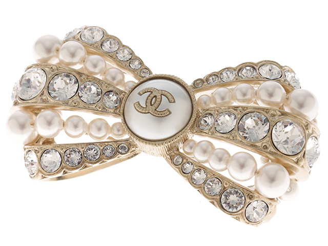 CHANEL パールリボンブローチ シャネル リボン B23A ブローチ GP