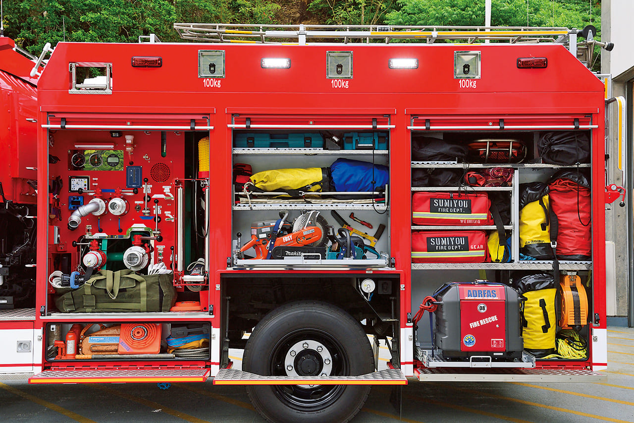 水槽付消防ポンプ自動車I-B型大島地区消防組合名瀬消防署 | 消防