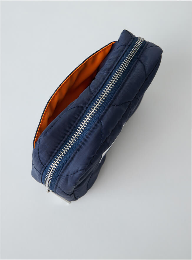 東原亜希 FORME 2023 フォルム QUILTING TRAVEL MOBILE POUCH