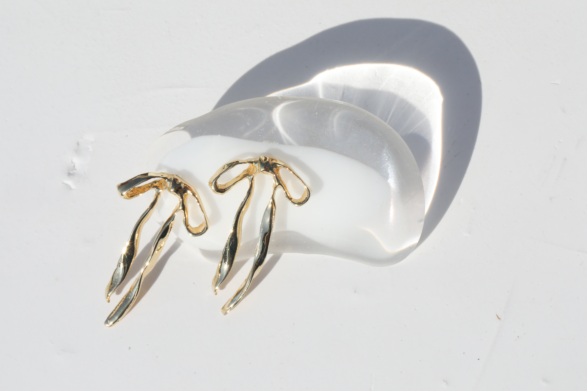 マリポサ ディア ピアス - PLUIE：プリュイ / ユエリーニュ 『公式』web