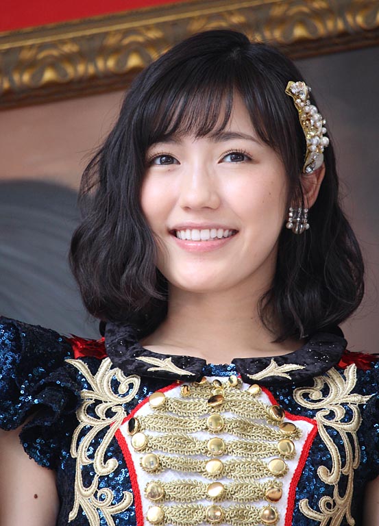 渡辺麻友AKB48 選抜総選挙トロフィー生写真まゆゆ 渡辺麻友 AKB48 選抜総