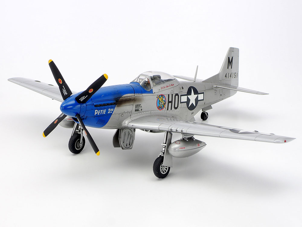 ミリタリーコレクション 1/35スケール P-51Dマスタング44-14450 Amazon