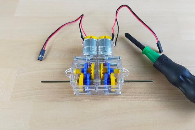 レビュー】タミヤのマイコンロボット工作セットでプログラミング！