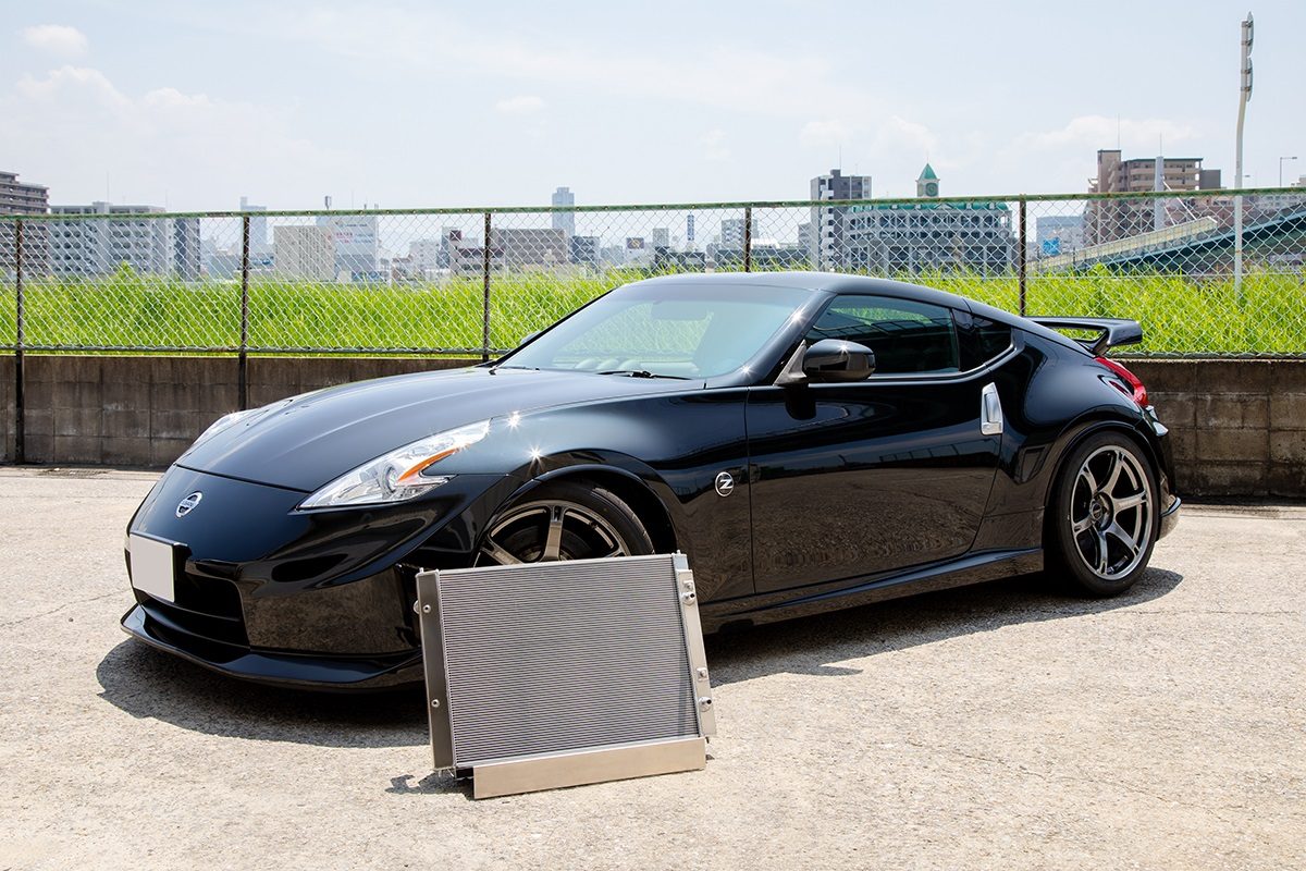 NISSAN FAIRLADY Z Z34 - レーシング用アルミラジエーター | DRL