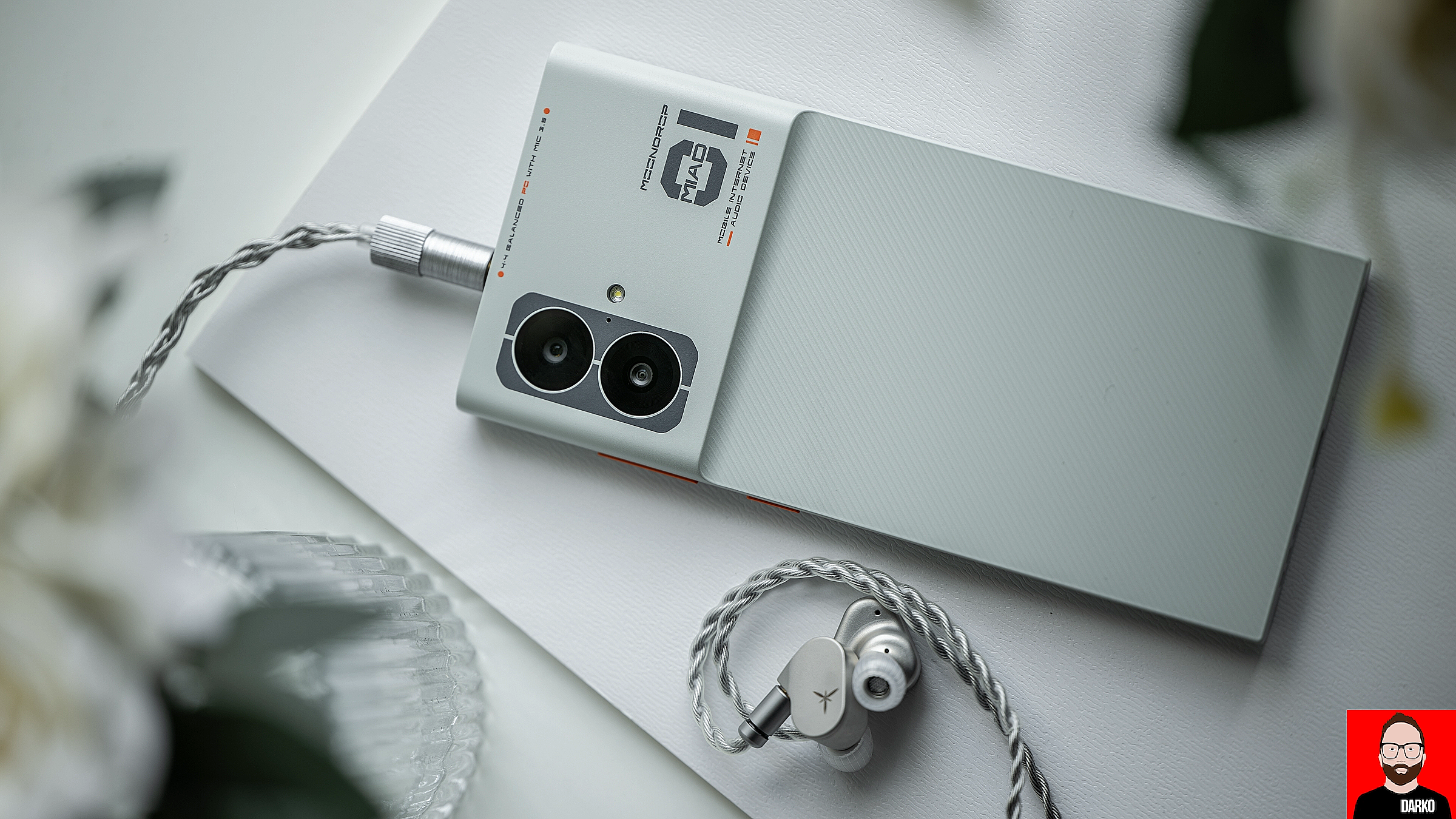 A hi-fi smartphone for 2024: Moondrop's MIAD01 | Darko.Audio